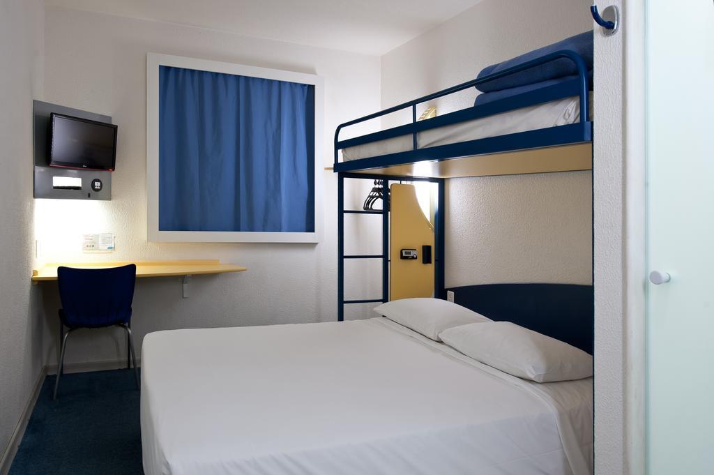 Ibis Budget Orly Chevilly Tram 7 Вітрі-сюр-Сен Екстер'єр фото
