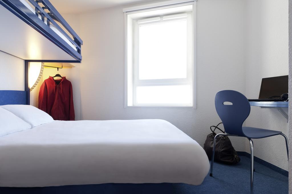 Ibis Budget Orly Chevilly Tram 7 Вітрі-сюр-Сен Номер фото