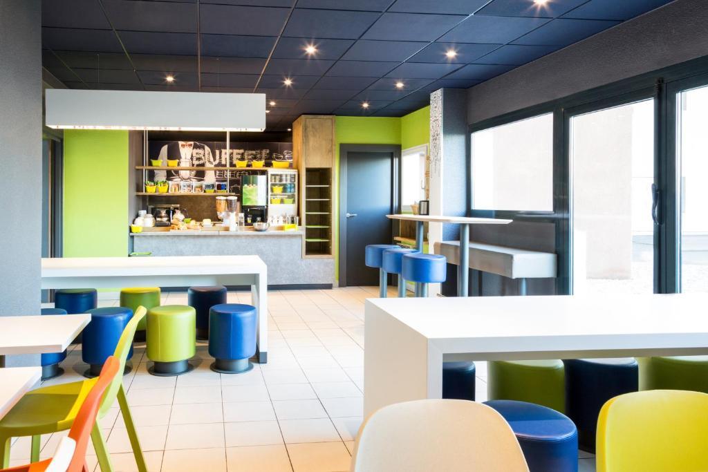 Ibis Budget Orly Chevilly Tram 7 Вітрі-сюр-Сен Екстер'єр фото